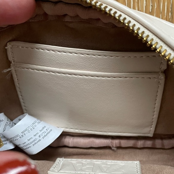 ZARA Quilted Crossbody Smart Phone Bag - Picture 4 of 5